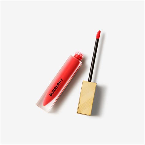 Burberry Kisses Liquid Matte – Tangerine Red No.108 in 